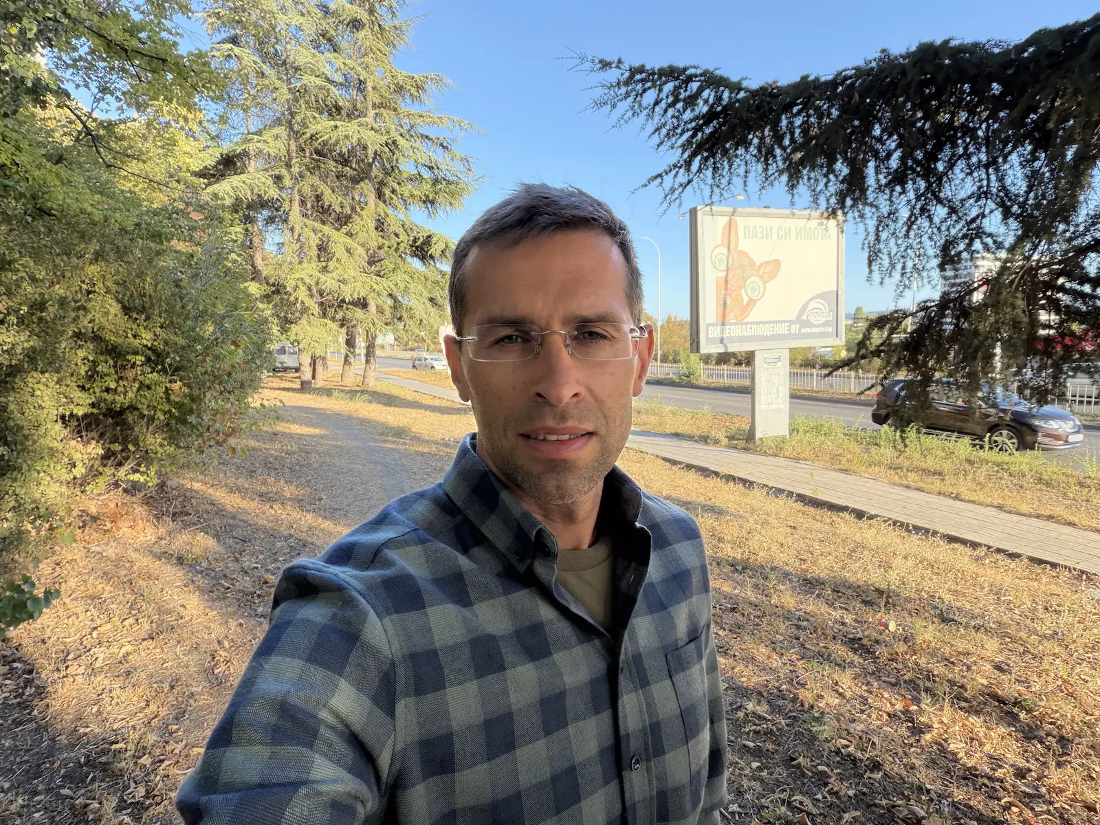 iphone-iphone 17 Pro max vs Galaxy S25 Ultra:Sample Photos